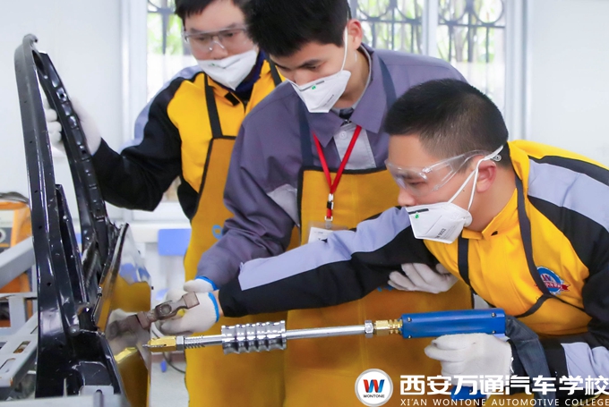 高中生学汽修技术就业前景好